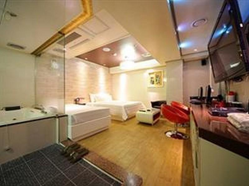 Louis Hotel Seongnam Exteriör bild