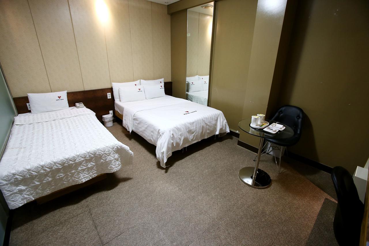 Louis Hotel Seongnam Exteriör bild